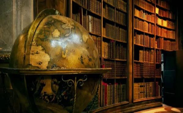دانلود کتاب رستاخیز مردگان (نسخه اصلی) PDF لینک مستقیم