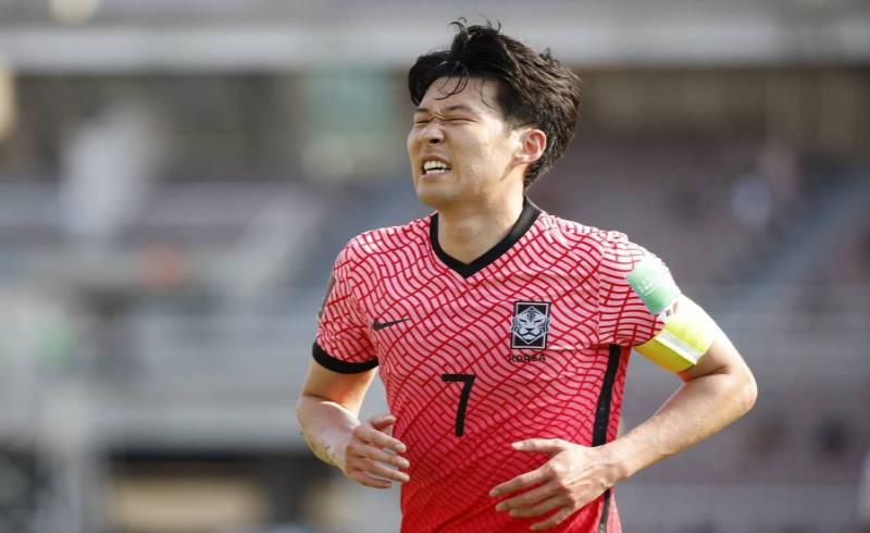 مصدومیت غیرمنتظره ستاره کره جنوبی در آستانه انتخابی جام جهانی
