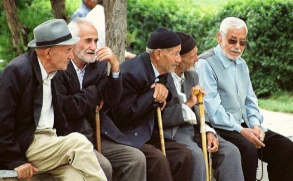 کارت رفاهی سالمندان تهرانی؛ چگونه سالمندان "کارت منزلت" بگیرند؟ + مزایا