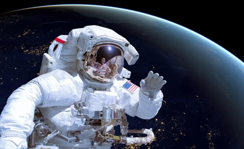 فراتر از زمین؛ چرا فضانوردان در فضا نمی‌توانند سوت بزنند؟