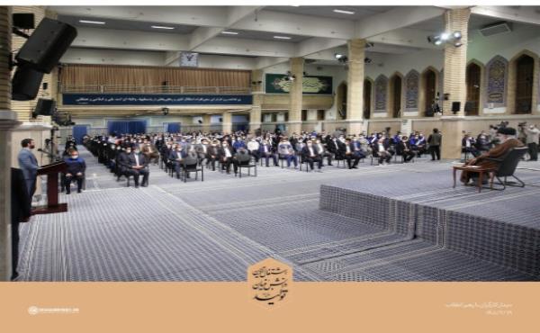 در دیدار کارگران مطرح شد؛ رهبر معظم انقلاب: کارگران در صف مقدم مقابله با دشمن ایستادند