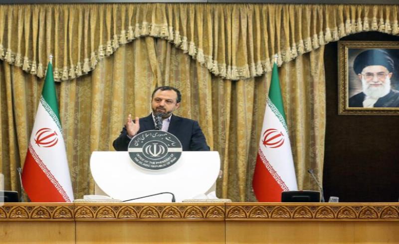 واکنش وزیر اقتصاد به اظهارات روحانی/ هنوز نتوانستیم به سقف تنخواه سال گذشته برسیم