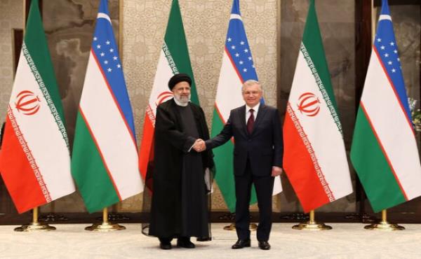 ۱۷ سند همکاری با حضور روسای جمهور ایران و ازبکستان امضا شد