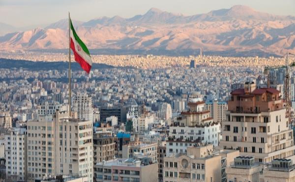 چشم‌انداز رشد اقتصاد ایران در سال ۱۴۰۱/ از رشد ۸ درصدی کشاورزی تا رشد منفی بخش مسکن