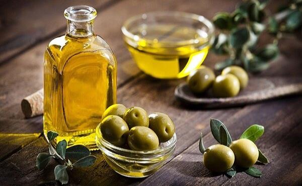 سرانه ۳۰۰ گرمی مصرف روغن زیتون بسیار کم است