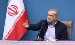 تأکید پزشکیان بر نصب پنل خورشیدی در ادارات و صرفه‌جویی عمومی