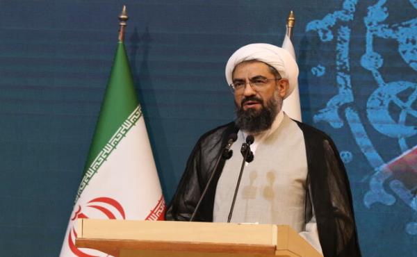 فعالان فرهنگی و اجتماعی برای ارتقای معنوی جامعه تلاش کنند
