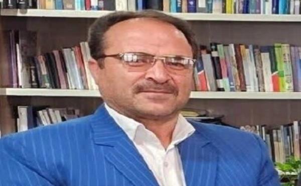 قالی‌بافی که با شرکت در کلاس‌های نهضت سوادآموزی بر صندلی قضاوت تکیه کرد