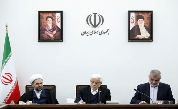 عارف: بخش خصوصی باید مسئولیت اجتماعی و ملی خود را فراموش نکند