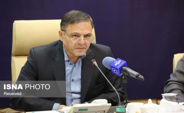 استاندار زنجان: تعامل مستمر میان دولت و صنوف، شرط حل مسائل اقتصادی است 