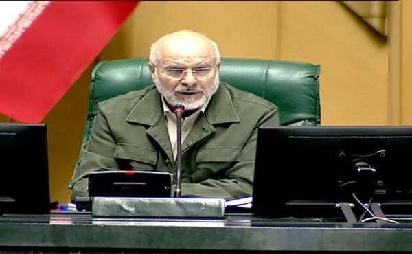 قالیباف: رئیس کمیسیون تلفیق در نامه ای مکتوب مصوبه افزایش حقوق را ۲۱ تا ۴۳ درصد اعلام کرد