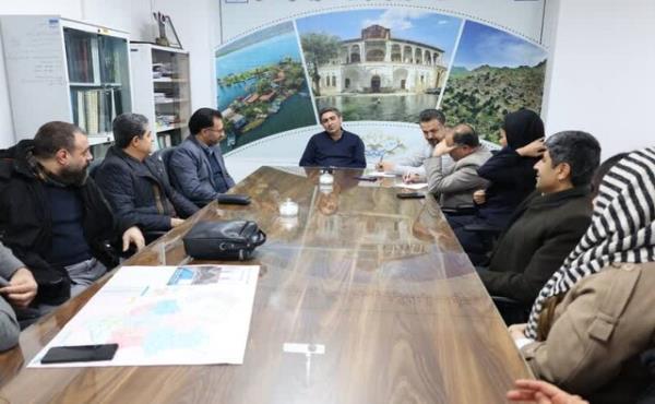 بررسی پنج پرونده دفاتر گردشگری کردستان/ تأکید بر ارتقای خدمات و حقوق گردشگران
