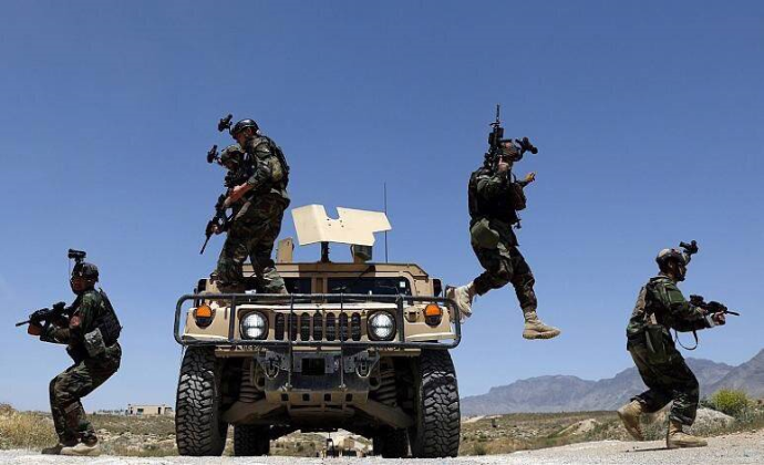 اخبار ضد و نقیض از سقوط مزار شریف بدست طالبان